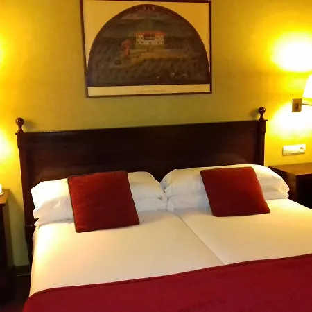 Otel Saliecho 4*